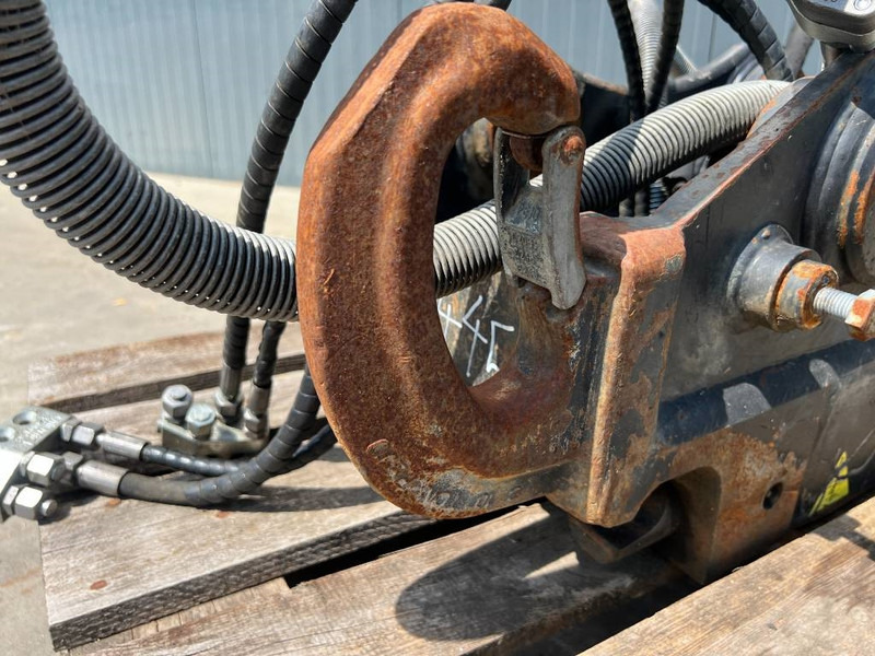 Acoplamiento rápido para Maquinaria de construcción OilQuick OQ65 - M314F / M316F / M318F: foto 12 Acoplamiento rápido para Maquinaria de construcción OilQuick OQ65 - M314F / M316F / M318F: foto 12