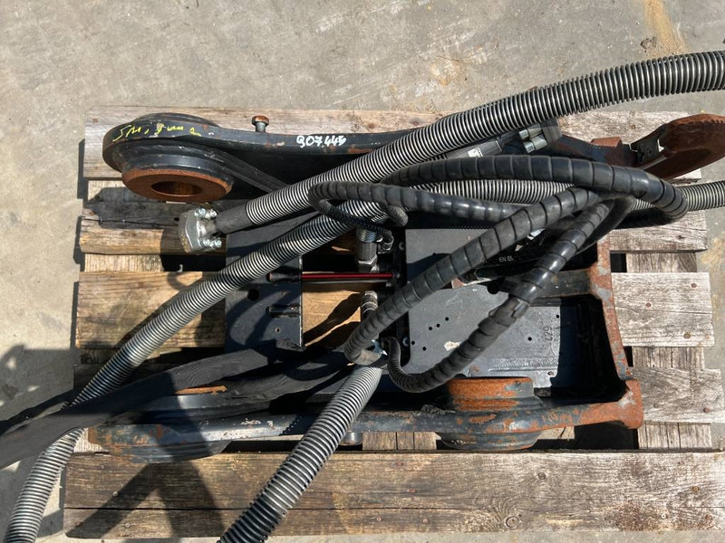 Acoplamiento rápido para Maquinaria de construcción OilQuick OQ65 - M314F / M316F / M318F: foto 16 Acoplamiento rápido para Maquinaria de construcción OilQuick OQ65 - M314F / M316F / M318F: foto 16