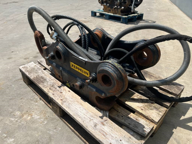 Acoplamiento rápido para Maquinaria de construcción OilQuick OQ65 - M314F / M316F / M318F: foto 7 Acoplamiento rápido para Maquinaria de construcción OilQuick OQ65 - M314F / M316F / M318F: foto 7