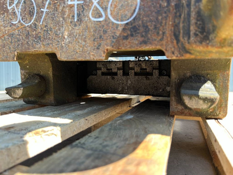 Acoplamiento rápido para Maquinaria de construcción OilQuick OQ65 - M314F / M316F / M318F: foto 13 Acoplamiento rápido para Maquinaria de construcción OilQuick OQ65 - M314F / M316F / M318F: foto 13