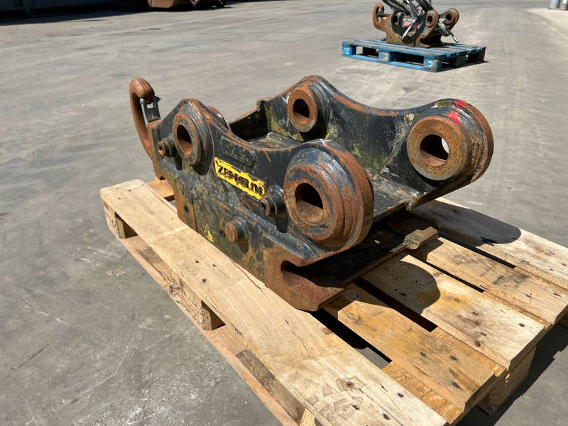 Acoplamiento rápido para Maquinaria de construcción OilQuick OQ65 - M314F / M316F / M318F: foto 8 Acoplamiento rápido para Maquinaria de construcción OilQuick OQ65 - M314F / M316F / M318F: foto 8