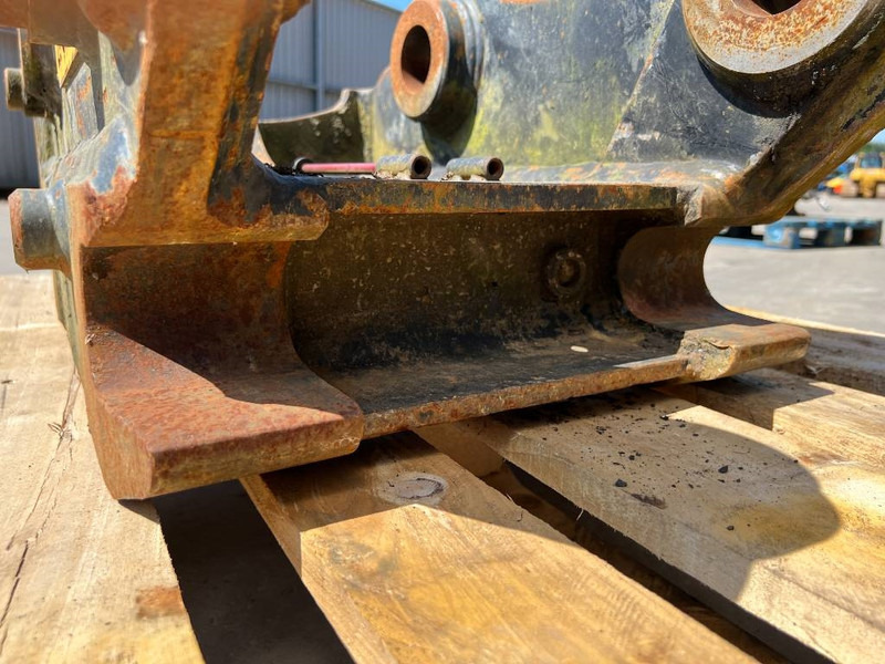 Acoplamiento rápido para Maquinaria de construcción OilQuick OQ65 - M314F / M316F / M318F: foto 9 Acoplamiento rápido para Maquinaria de construcción OilQuick OQ65 - M314F / M316F / M318F: foto 9