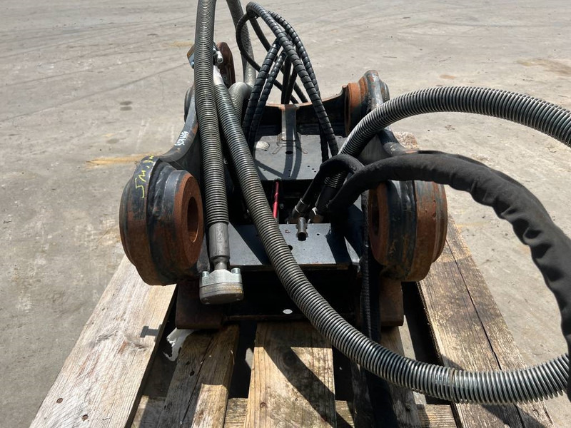 Acoplamiento rápido para Maquinaria de construcción OilQuick OQ65 - M314F / M316F / M318F: foto 6 Acoplamiento rápido para Maquinaria de construcción OilQuick OQ65 - M314F / M316F / M318F: foto 6