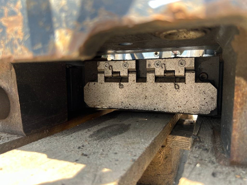 Acoplamiento rápido para Maquinaria de construcción OilQuick OQ65 - M314F / M316F / M318F: foto 14 Acoplamiento rápido para Maquinaria de construcción OilQuick OQ65 - M314F / M316F / M318F: foto 14