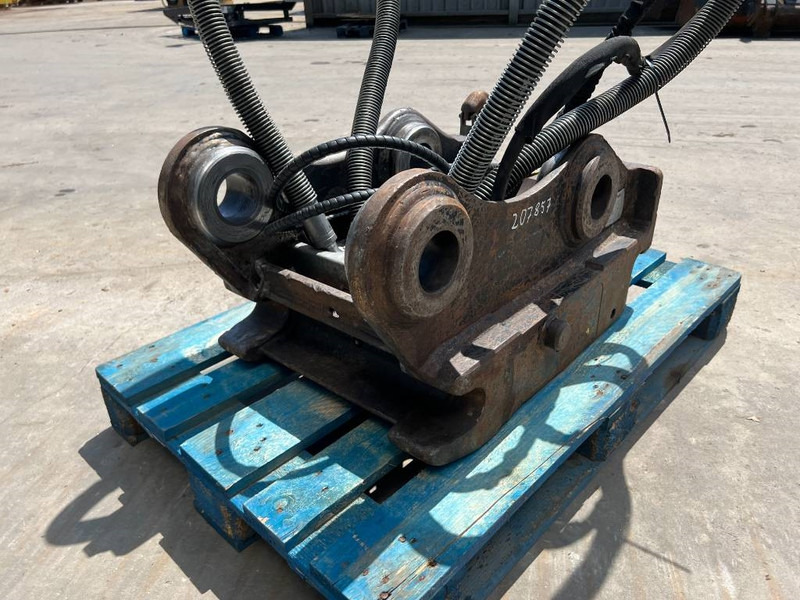 OilQuick OQ70/55 - 323E - Acoplamiento rápido para Maquinaria de construcción: foto 5 OilQuick OQ70/55 - 323E - Acoplamiento rápido para Maquinaria de construcción: foto 5