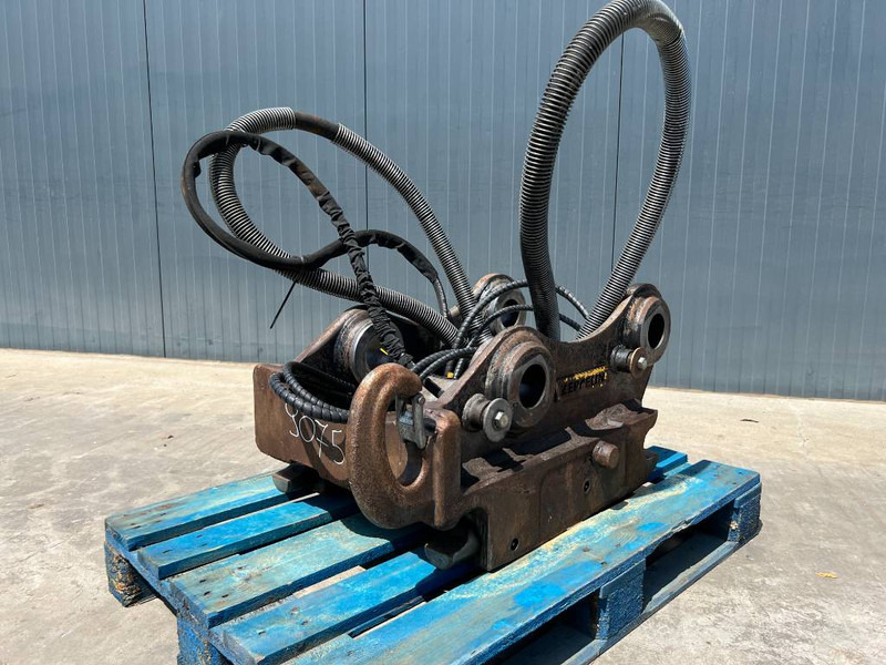 OilQuick OQ70/55 - 323E - Acoplamiento rápido para Maquinaria de construcción: foto 1 OilQuick OQ70/55 - 323E - Acoplamiento rápido para Maquinaria de construcción: foto 1