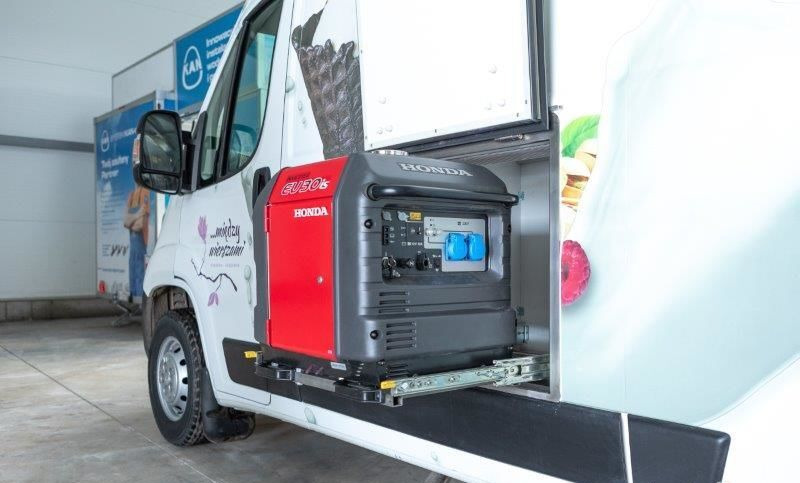 Bannert ICE Truck / Witryna Lodowa / Lody / Ice Cream - Camión tienda: foto 3 Bannert ICE Truck / Witryna Lodowa / Lody / Ice Cream - Camión tienda: foto 3