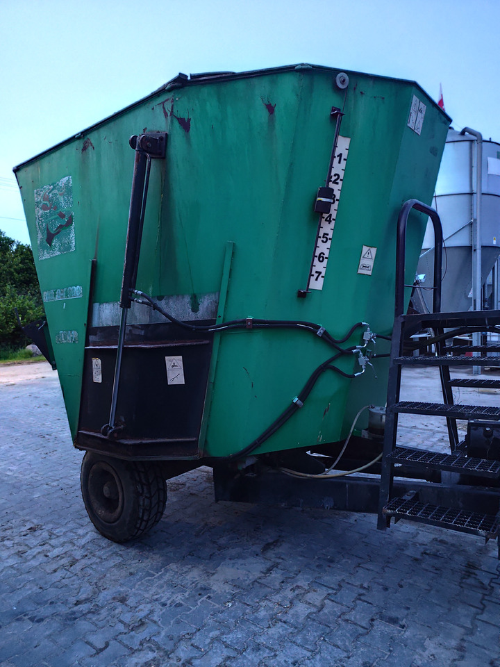 Auto-Agro T-011 - Desensiladora: foto 3 Auto-Agro T-011 - Desensiladora: foto 3