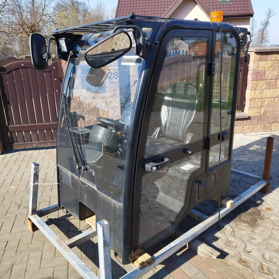 JCB 403 - Cabina para Maquinaria de construcción: foto 3 JCB 403 - Cabina para Maquinaria de construcción: foto 3