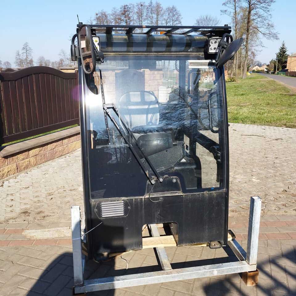 JCB 403 - Cabina para Maquinaria de construcción: foto 2 JCB 403 - Cabina para Maquinaria de construcción: foto 2