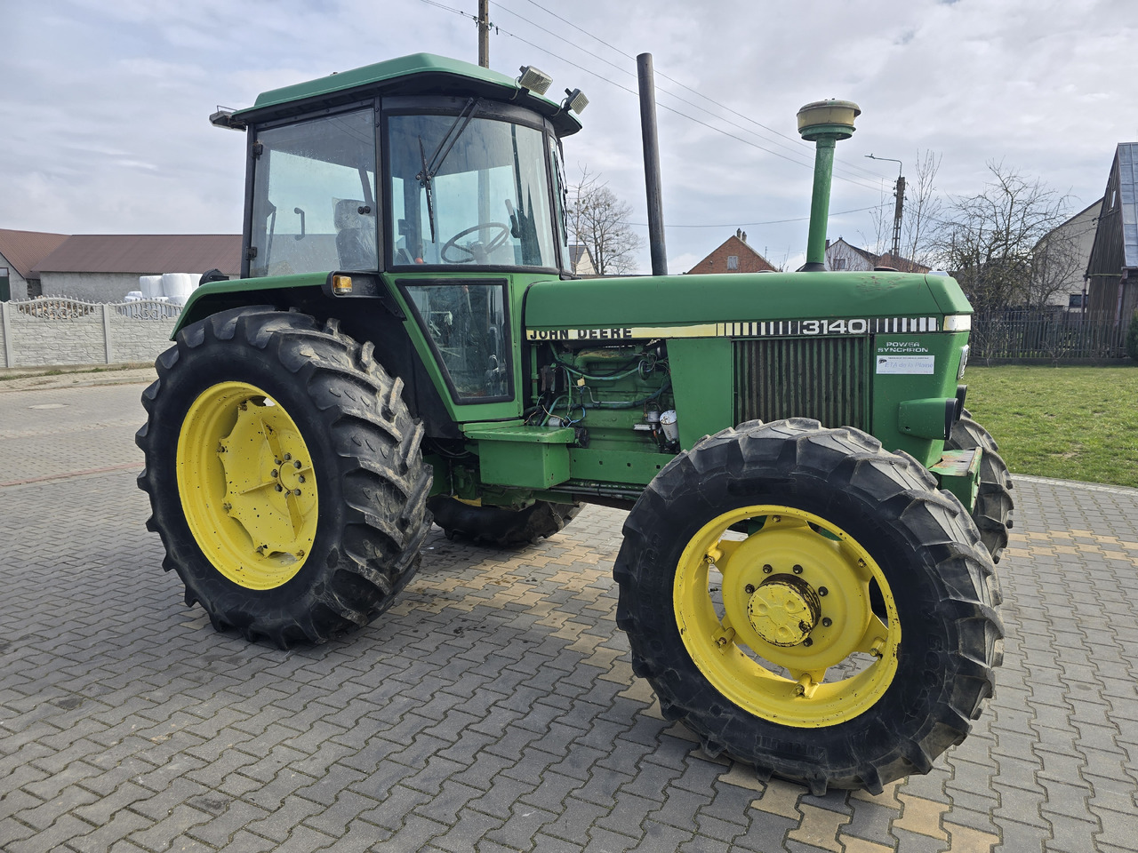 JOHN DEERE 3140 - Tractor: foto 5 JOHN DEERE 3140 - Tractor: foto 5