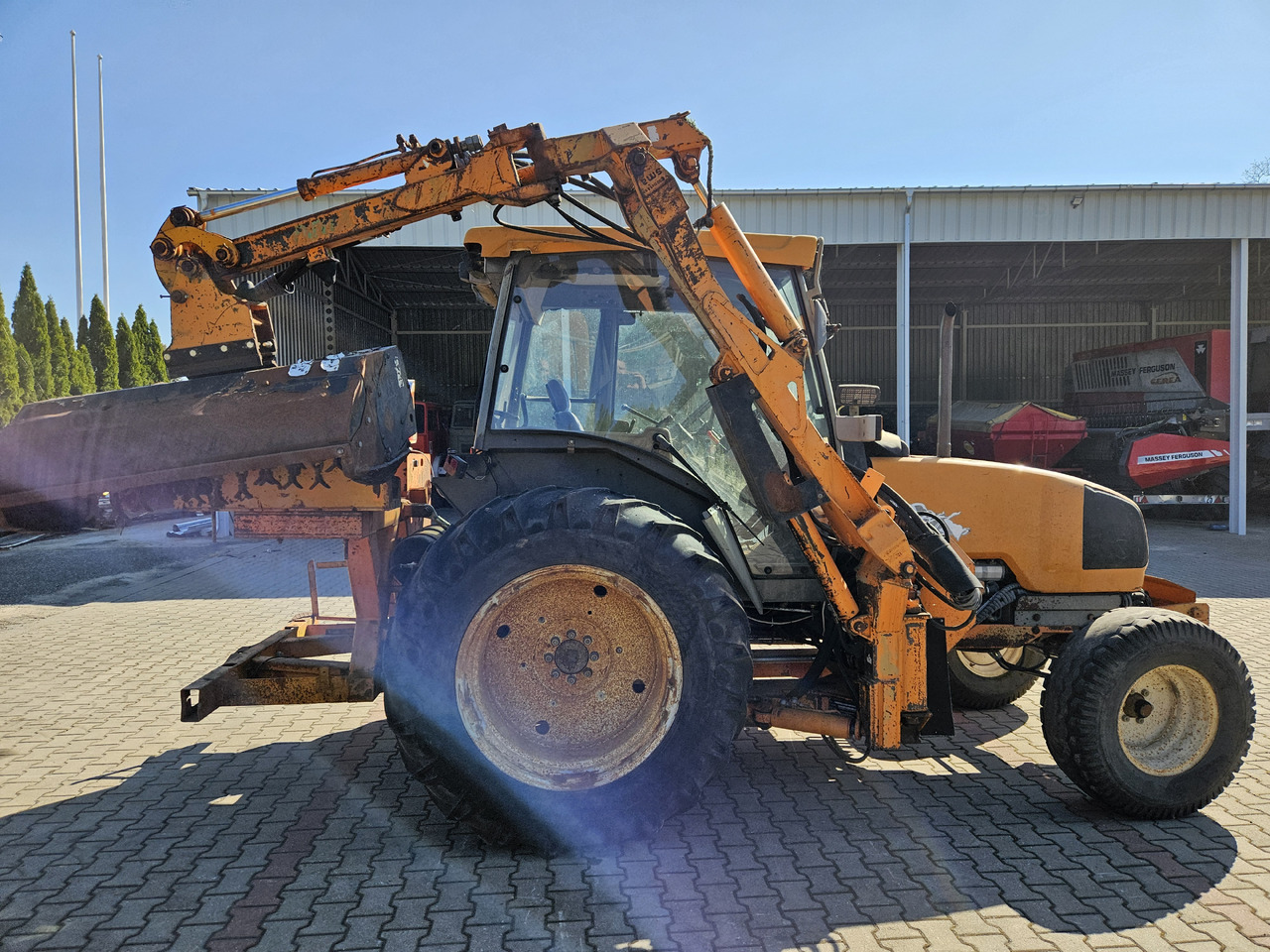 Renault Egros - Cortacésped: foto 1 Renault Egros - Cortacésped: foto 1