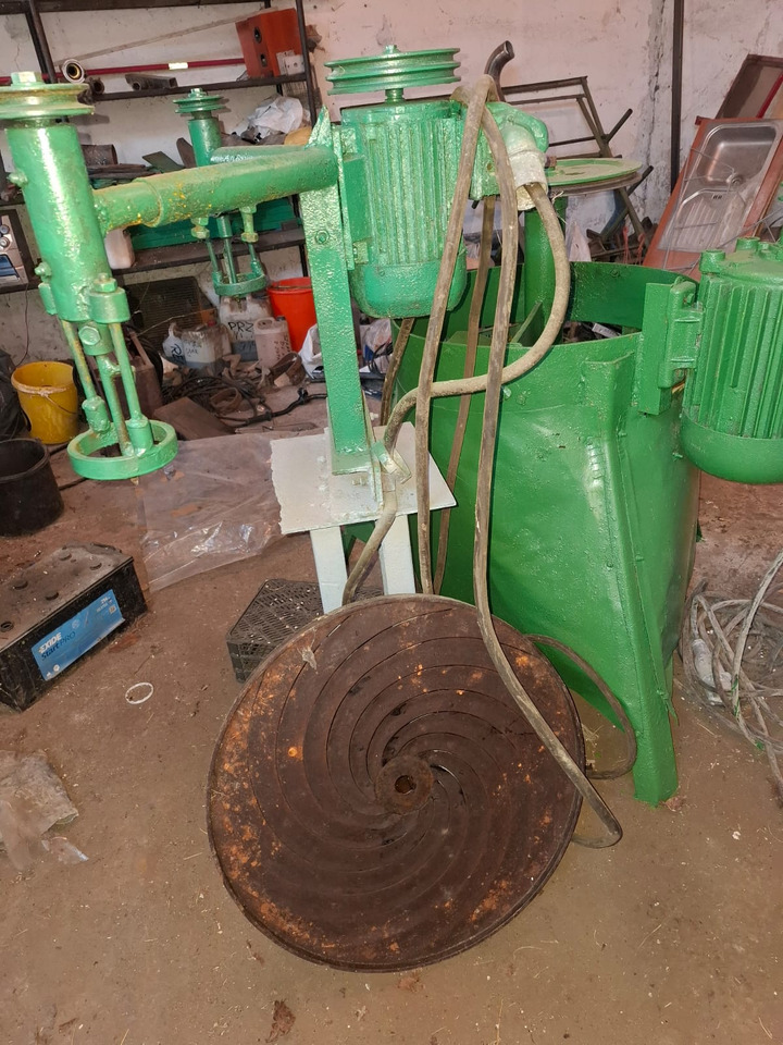 - Cosechadora de forraje: foto 2 - Cosechadora de forraje: foto 2