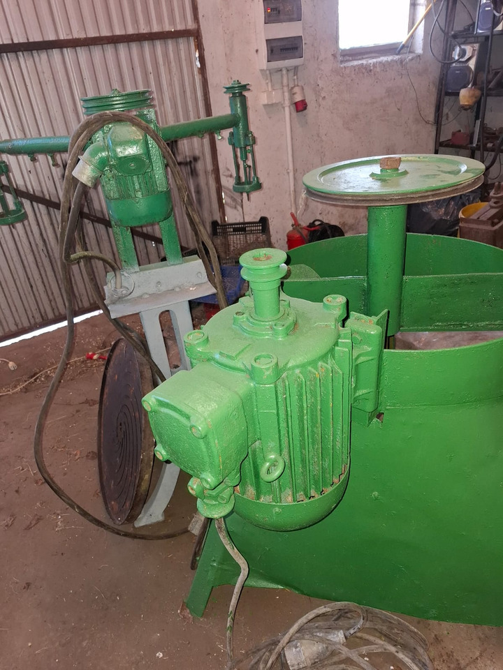 - Cosechadora de forraje: foto 3 - Cosechadora de forraje: foto 3