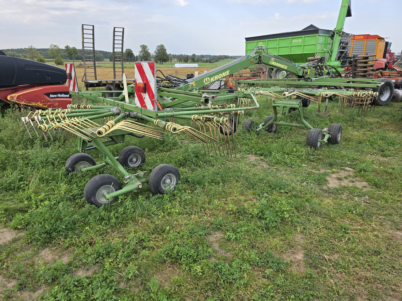 Krone Swadro 710/26T - Henificadora: foto 2 Krone Swadro 710/26T - Henificadora: foto 2