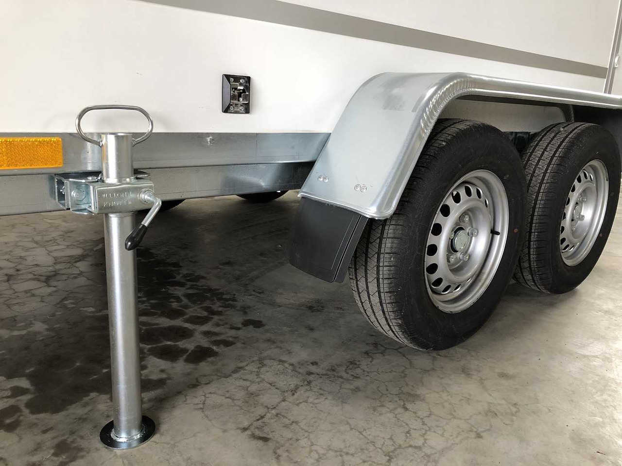 Remolque caja cerrada nuevo BLYSS F2030HTD Seitentür Kofferanhänger: foto 10