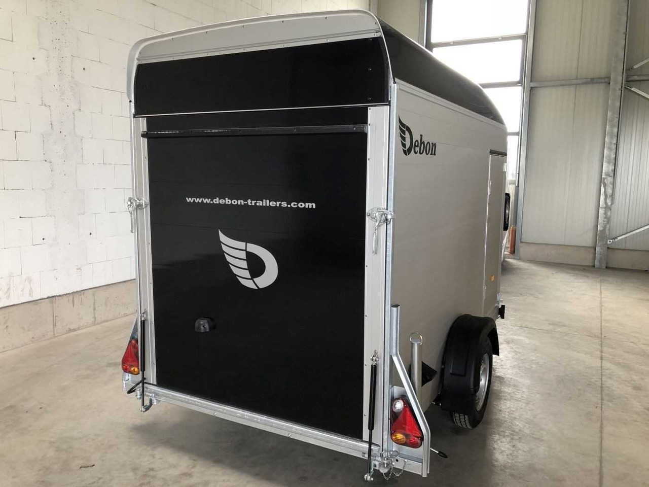 CHEVAL LIBERTE DEBON C300 Roadster Kofferanhänger - Remolque para moto: foto 3 CHEVAL LIBERTE DEBON C300 Roadster Kofferanhänger - Remolque para moto: foto 3