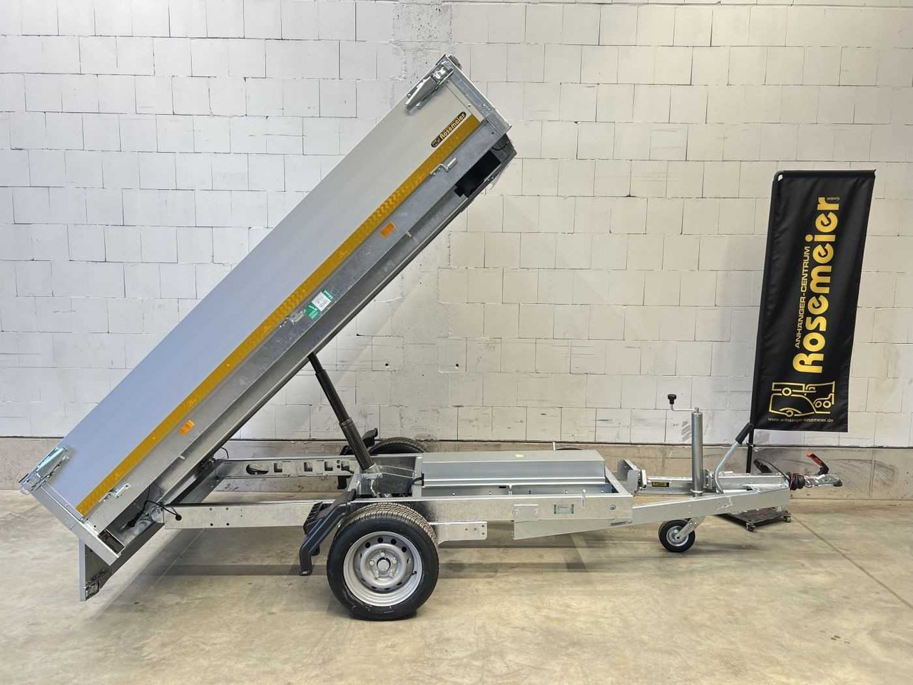 EDUARD 2615-3-13-1563-P Rückwärtskipper - Remolque volquete: foto 1 EDUARD 2615-3-13-1563-P Rückwärtskipper - Remolque volquete: foto 1