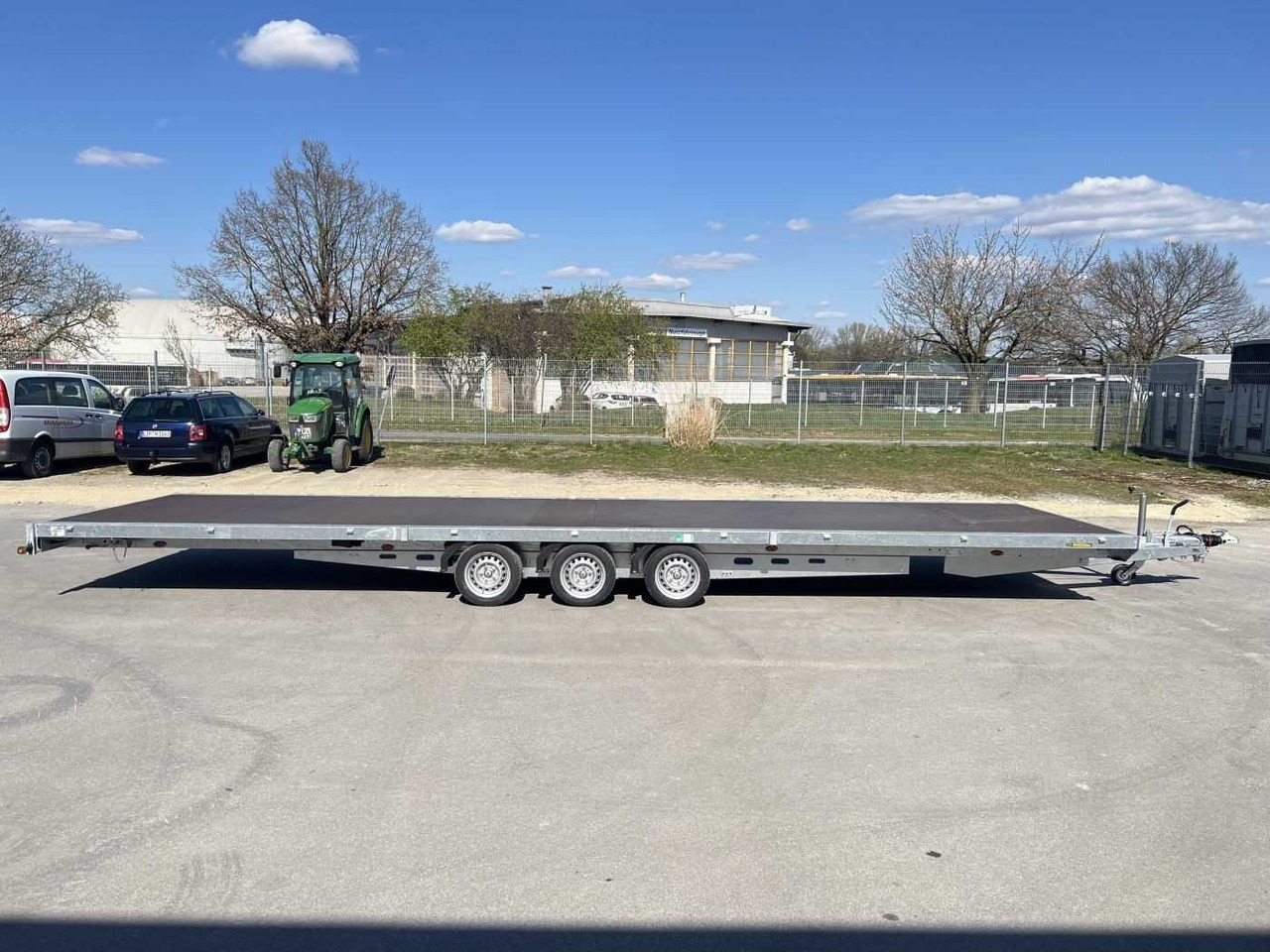 EDUARD 8524-5-POV-3563 Tridem Hochlader - Remolque de coche: foto 2 EDUARD 8524-5-POV-3563 Tridem Hochlader - Remolque de coche: foto 2