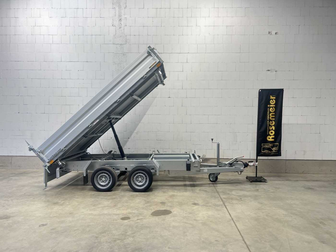 HUMBAUR HTK 3500.31 Dreiseitenkipper - Remolque volquete: foto 1 HUMBAUR HTK 3500.31 Dreiseitenkipper - Remolque volquete: foto 1
