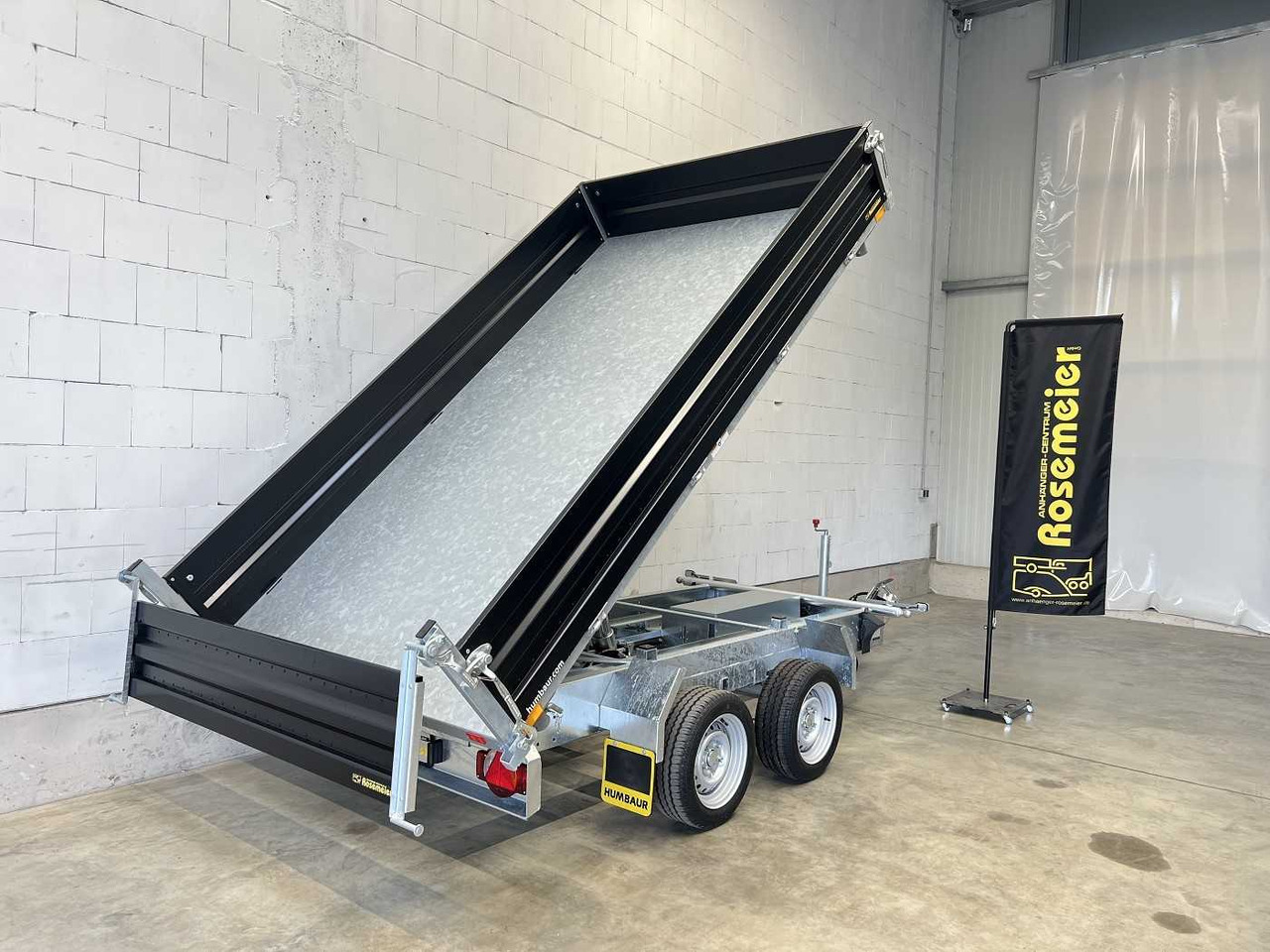 HUMBAUR HTK 3500.31 Stahl Black Dreiseitenkipper - Remolque volquete: foto 2 HUMBAUR HTK 3500.31 Stahl Black Dreiseitenkipper - Remolque volquete: foto 2