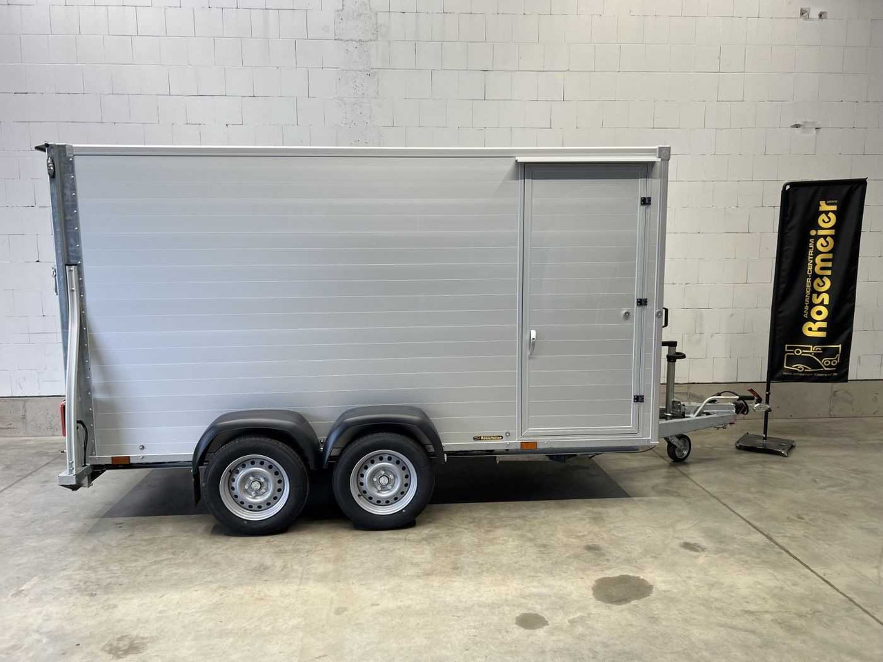 Kargo G150 Kofferanhänger Sirius - Remolque caja cerrada: foto 2 Kargo G150 Kofferanhänger Sirius - Remolque caja cerrada: foto 2