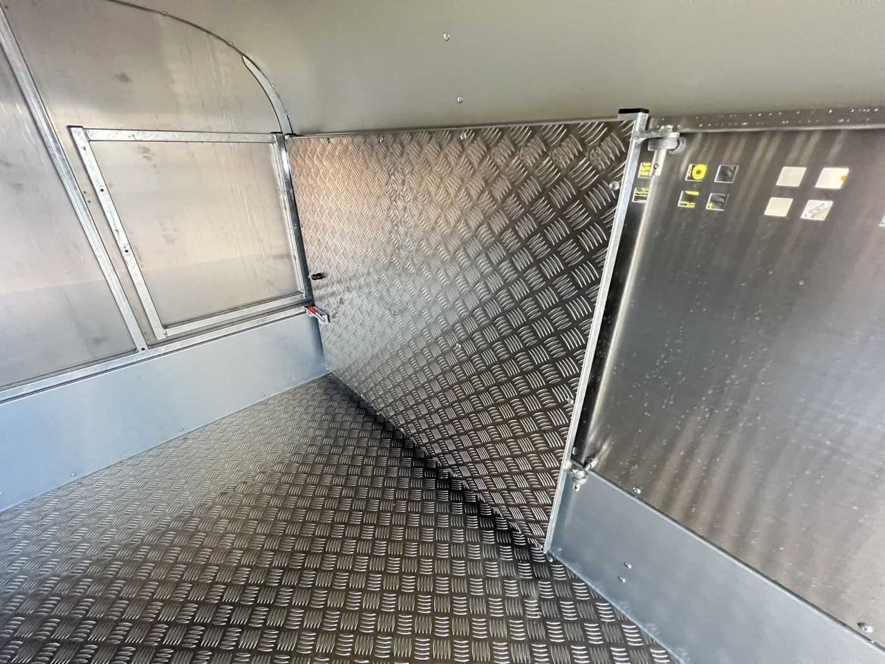 Remolque transporte de ganado nuevo NUGENT GA2512-1 Viehanhänger: foto 7