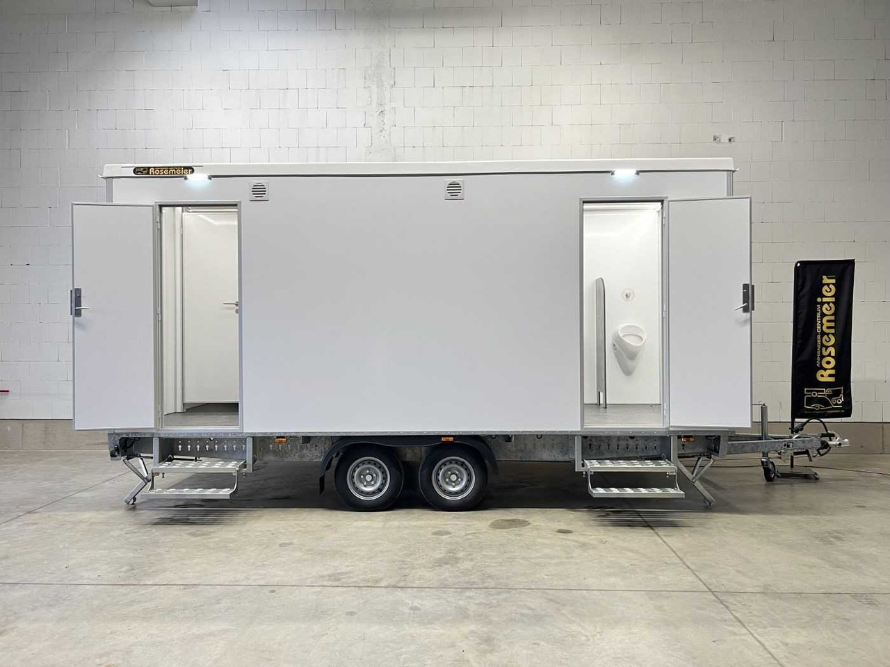 ROSEMEIER EW TA-NO 3 Damen, 1 Herren + 3 Urinale Toilettenanhänger - Casa contenedor, Remolque: foto 1 ROSEMEIER EW TA-NO 3 Damen, 1 Herren + 3 Urinale Toilettenanhänger - Casa contenedor, Remolque: foto 1