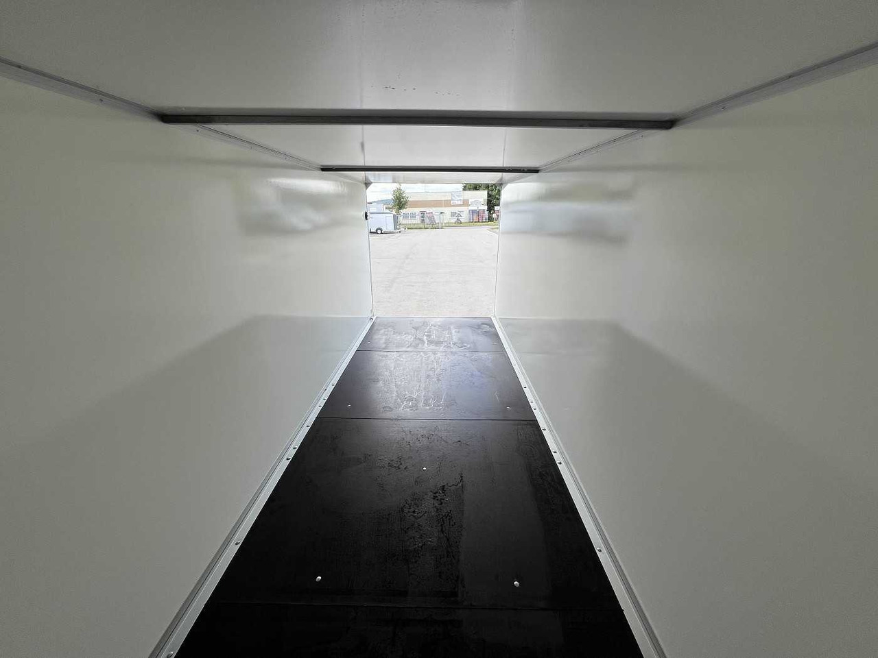 Remolque caja cerrada nuevo WM MEYER AZ 2760/200 S40 Kofferanhänger: foto 16 Remolque caja cerrada nuevo WM MEYER AZ 2760/200 S40 Kofferanhänger: foto 16