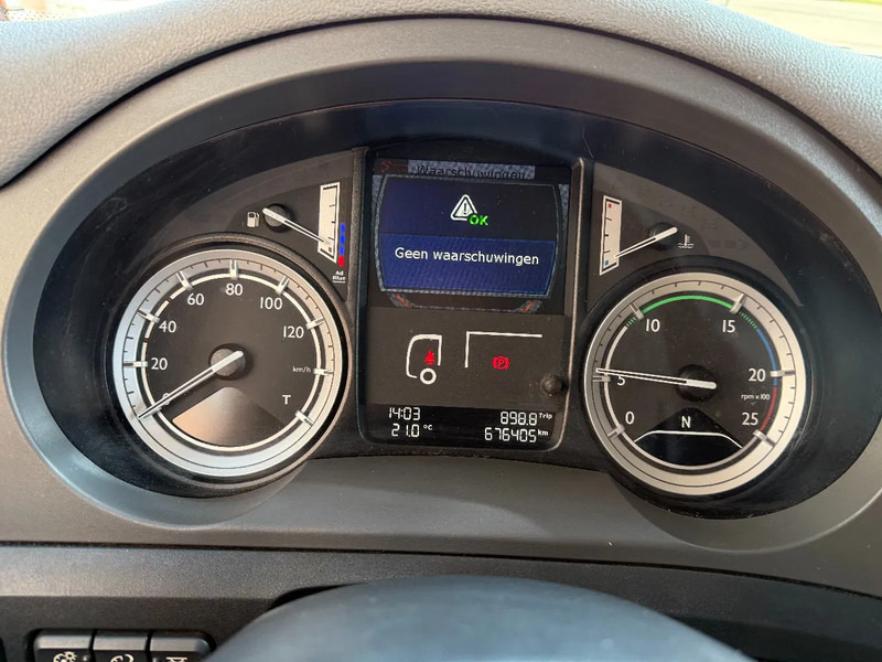 DAF CF 400 CF400 4x2 Skylights / 676tkm / apk-tuv 01-2026 / Holland truck - Cabeza tractora: foto 3 DAF CF 400 CF400 4x2 Skylights / 676tkm / apk-tuv 01-2026 / Holland truck - Cabeza tractora: foto 3