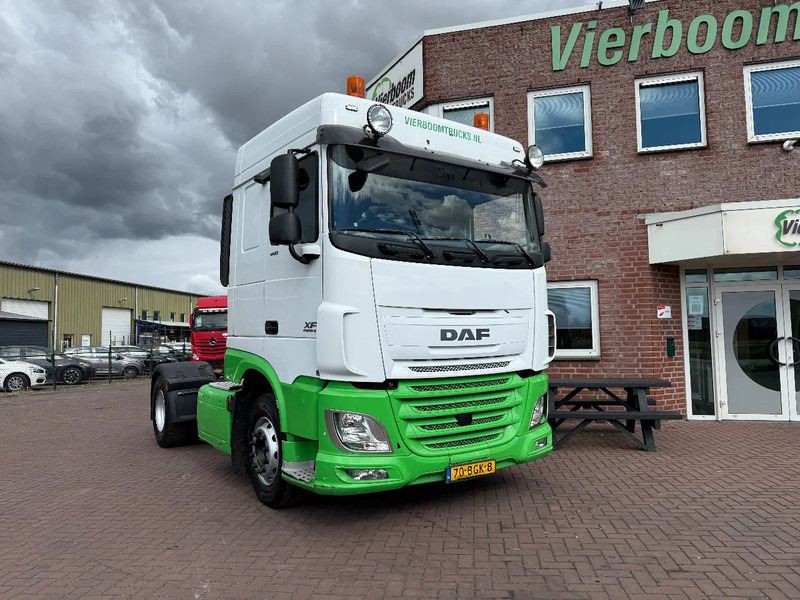 DAF XF 440 XF440 4X2 SPACECAB HOLLAND TRUCK - Cabeza tractora: foto 1 DAF XF 440 XF440 4X2 SPACECAB HOLLAND TRUCK - Cabeza tractora: foto 1