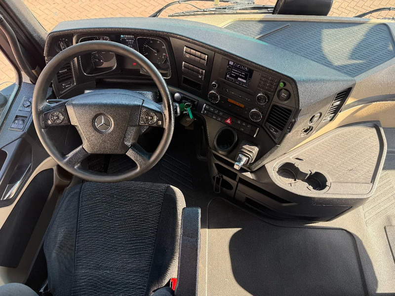 Mercedes-Benz Actros Actros 2542LL 6X2 BDF / ACC / AHK/ TUV 8-2026 / NL TRUCK - Camión portacontenedore/ Intercambiable: foto 5 Mercedes-Benz Actros Actros 2542LL 6X2 BDF / ACC / AHK/ TUV 8-2026 / NL TRUCK - Camión portacontenedore/ Intercambiable: foto 5