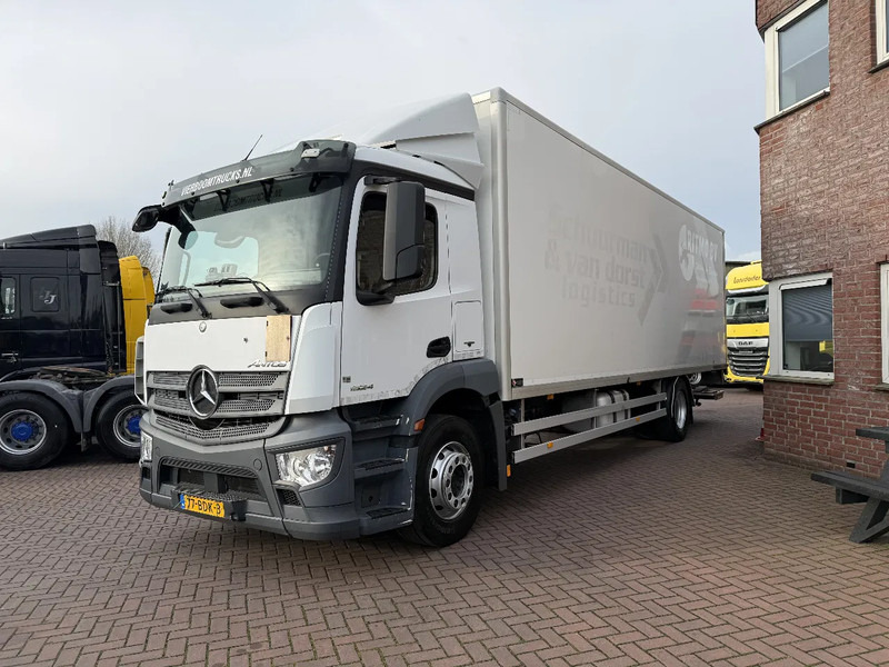 Mercedes-Benz Antos Antos 1824L mit 8.5m Isokoffer / 1.500kg Ladebordwand / Euro6 / Holland Truck - Camión caja cerrada: foto 2 Mercedes-Benz Antos Antos 1824L mit 8.5m Isokoffer / 1.500kg Ladebordwand / Euro6 / Holland Truck - Camión caja cerrada: foto 2
