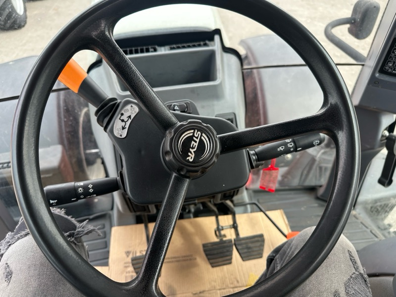 Steyr CVT 6205 - Tractor: foto 4 Steyr CVT 6205 - Tractor: foto 4