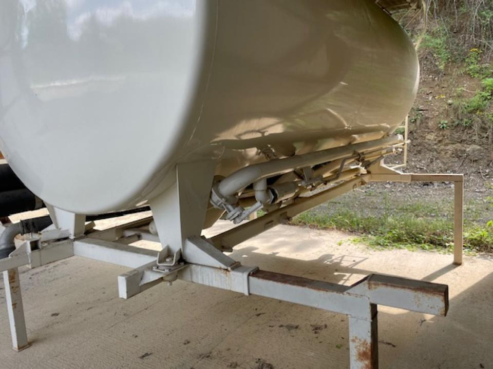 Wechselbrücke mit Silobehälter für den Mehltransport - Contenedor cisterna: foto 4 Wechselbrücke mit Silobehälter für den Mehltransport - Contenedor cisterna: foto 4