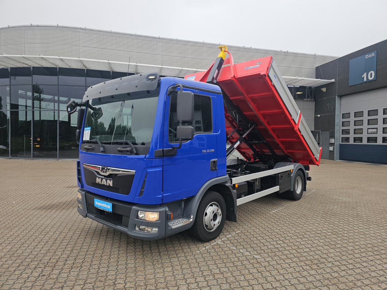 MAN TGL 12.190 BL - Camión multibasculante: foto 1 MAN TGL 12.190 BL - Camión multibasculante: foto 1
