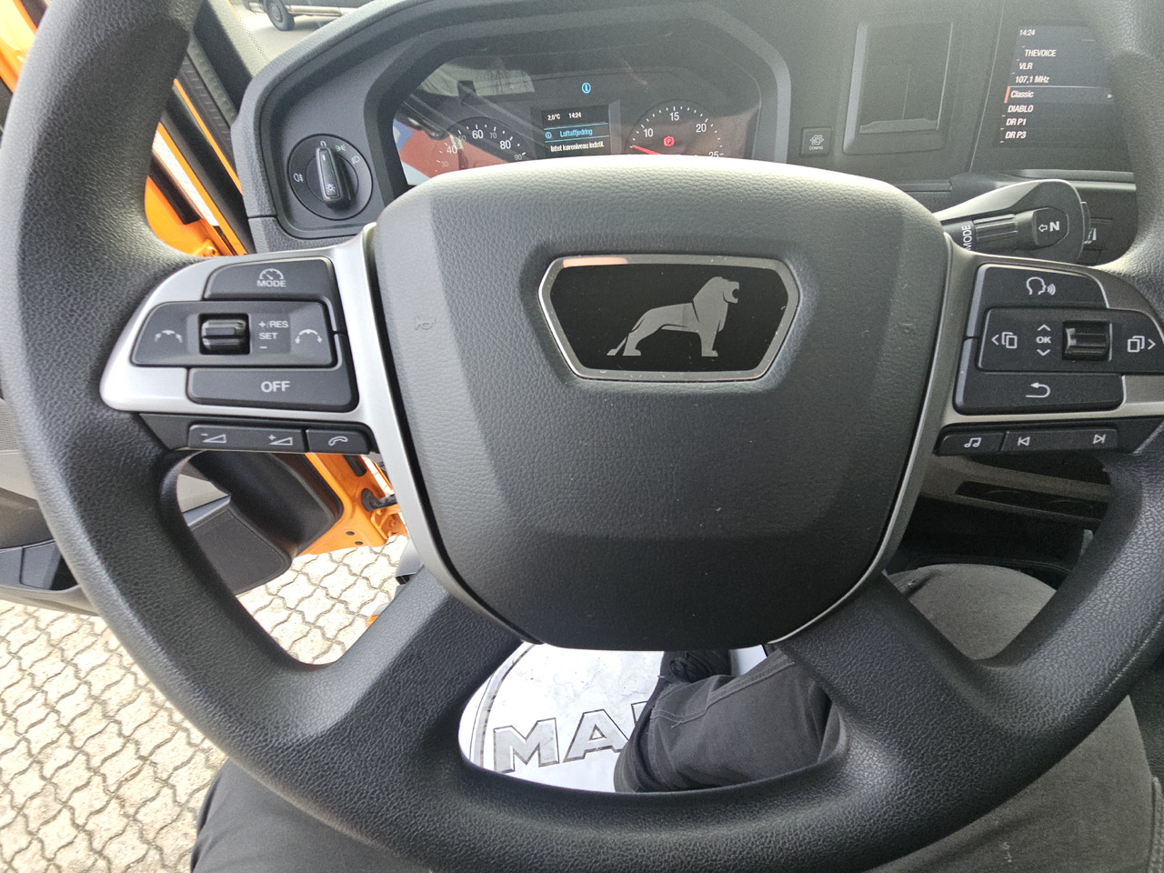 Camión volquete, Camión grúa MAN TGL 8.220: foto 21 Camión volquete, Camión grúa MAN TGL 8.220: foto 21