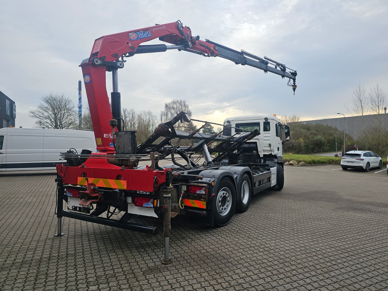 MAN TGS 26.400 6X2-4 - Camión portacontenedore/ Intercambiable, Camión grúa: foto 4 MAN TGS 26.400 6X2-4 - Camión portacontenedore/ Intercambiable, Camión grúa: foto 4