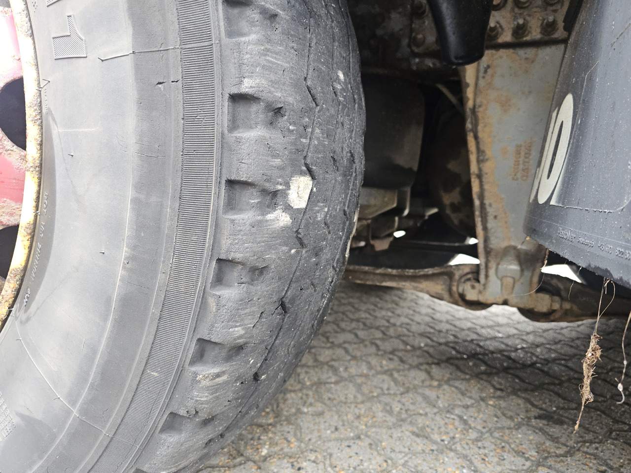 Camión de basura Volvo FM9 6x2: foto 17