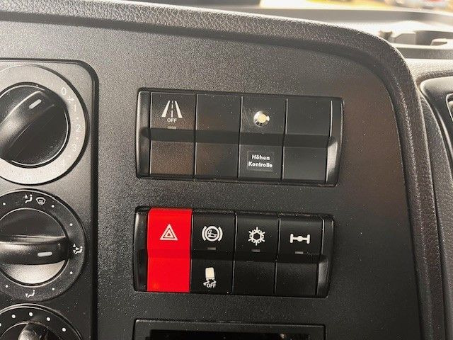 Leasing de  Mercedes-Benz Atego 818 mit Ladekran Mercedes-Benz Atego 818 mit Ladekran: foto 25 Leasing de  Mercedes-Benz Atego 818 mit Ladekran Mercedes-Benz Atego 818 mit Ladekran: foto 25