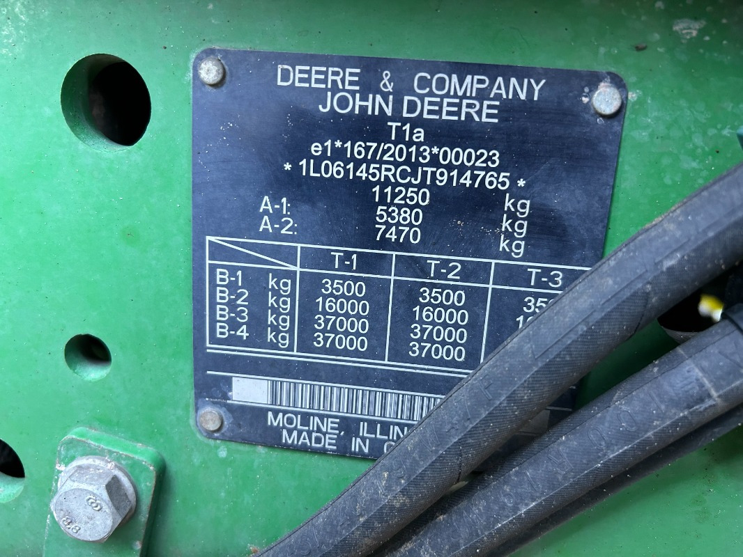 John Deere 6145R - Tractor: foto 2 John Deere 6145R - Tractor: foto 2