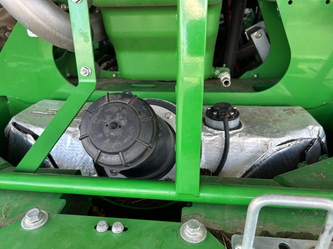 John Deere 8400 mit Kemper 475 Plus - Cosechadora: foto 4 John Deere 8400 mit Kemper 475 Plus - Cosechadora: foto 4