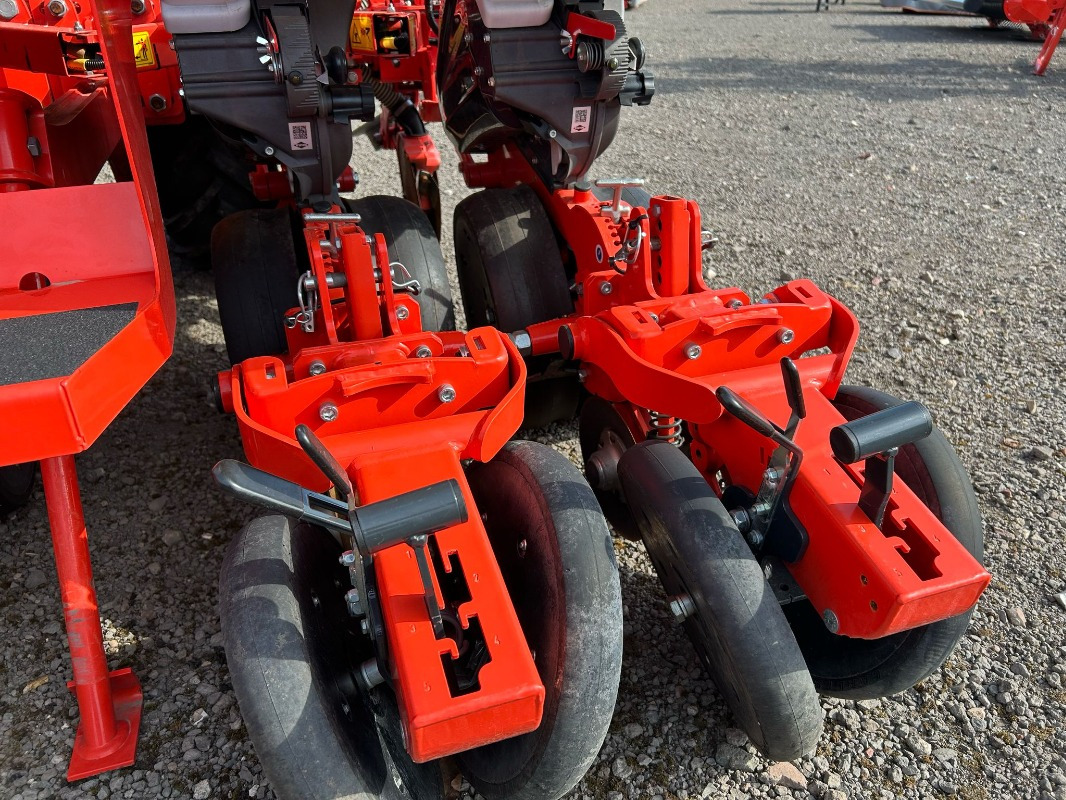 Kuhn Maxima 3 RT E *DEMO* - Maquinaria de siembra: foto 5 Kuhn Maxima 3 RT E *DEMO* - Maquinaria de siembra: foto 5