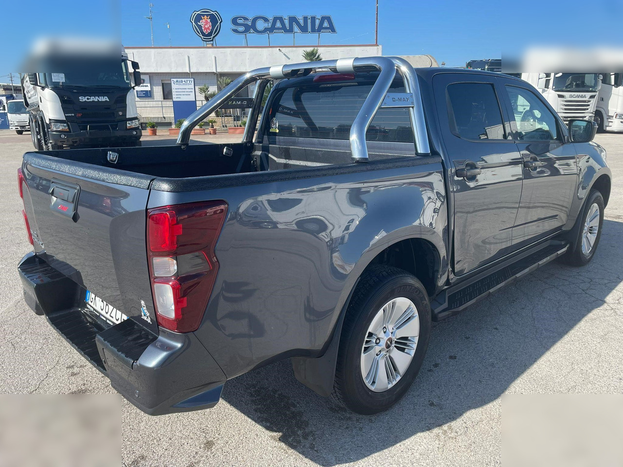ISUZU D-MAX - Pick-up: foto 3 ISUZU D-MAX - Pick-up: foto 3