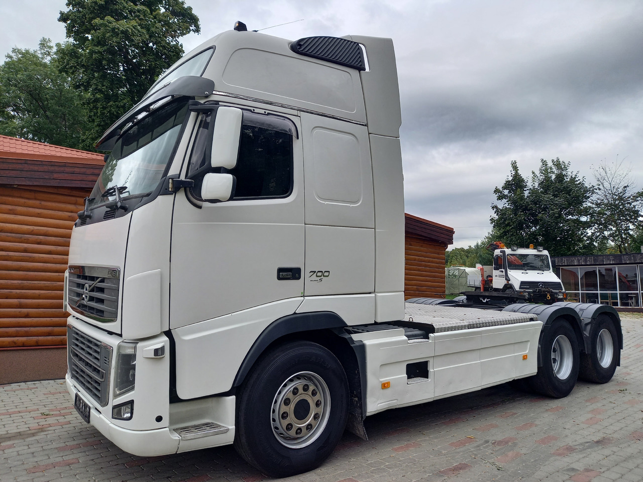 VOLVO FH 16, 6x4, 700, HÜDRAULIKA - Cabeza tractora: foto 3 VOLVO FH 16, 6x4, 700, HÜDRAULIKA - Cabeza tractora: foto 3