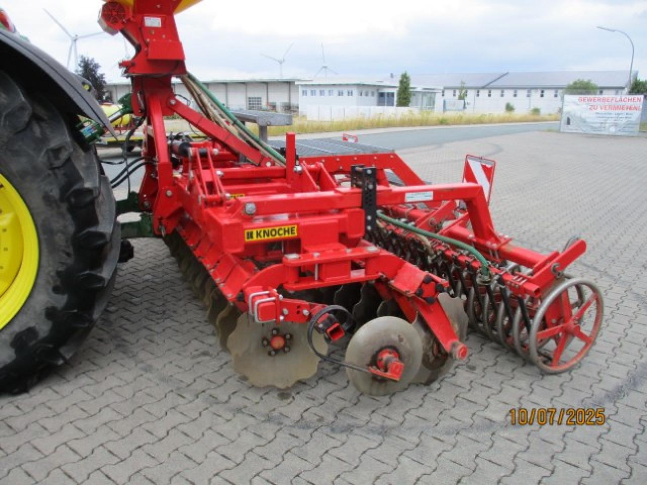 Knoche Knoche - Rastras: foto 1 Knoche Knoche - Rastras: foto 1