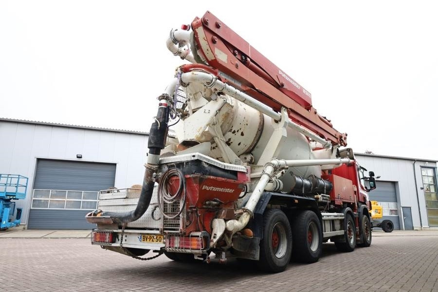 Scania 8x4 With Putzmeister PUMI 24-3.67CS Truck-mounted - Cabeza tractora: foto 2 Scania 8x4 With Putzmeister PUMI 24-3.67CS Truck-mounted - Cabeza tractora: foto 2