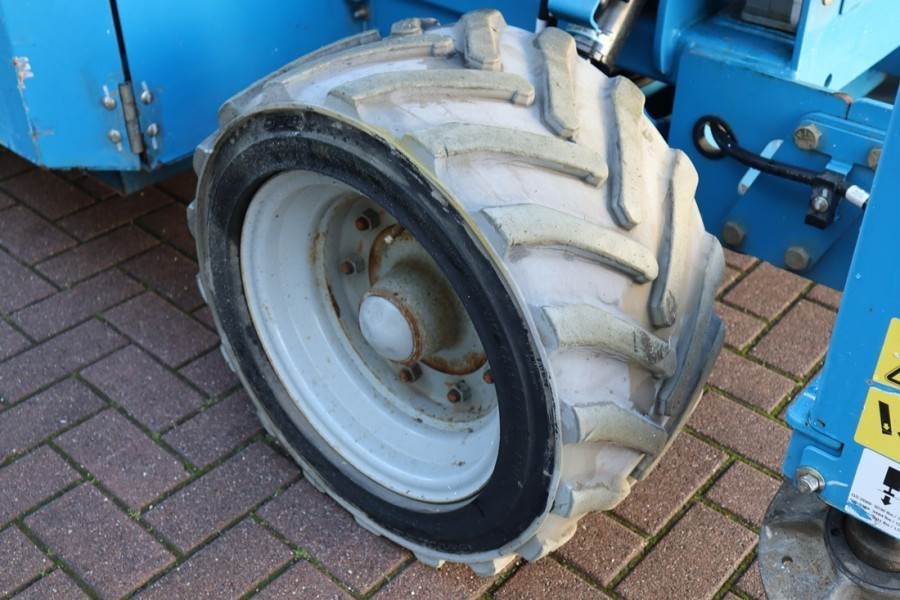 Plataforma de tijeras Genie GS4069 Electric, 14m Working Height, 363kg Capacit: foto 12