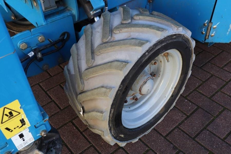 Plataforma de tijeras Genie GS4069 Electric, 14m Working Height, 363kg Capacit: foto 11