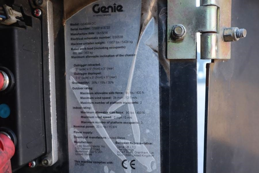 Plataforma de tijeras Genie GS4069DC Electric, 14m Working Height, 363kg Capac: foto 8